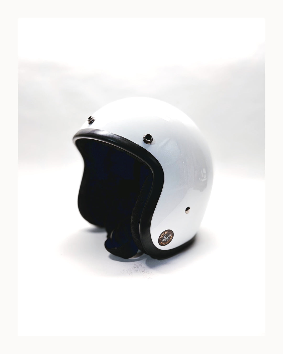 GLOSS WHITE WITH BLACK TRIM